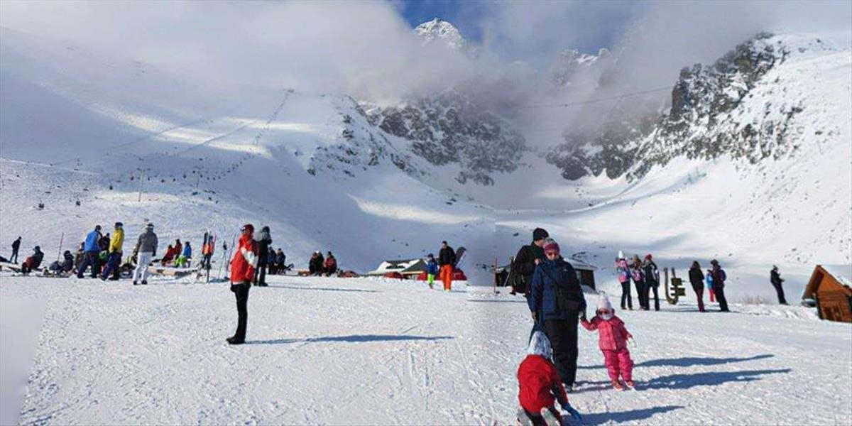 Lyžiarom vo Vysokých Tatrách počasie praje, pribúdajú aj atrakcie pre turistov