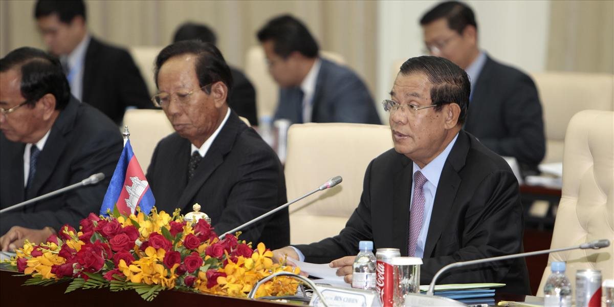 Senát v Kambodži schválil zákony trestajúce urážku panovníka