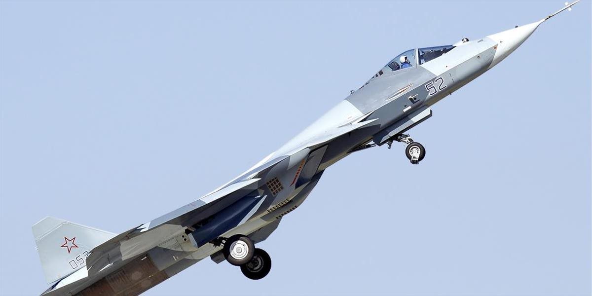 Rusko tvrdí, že v Sýrii úspešne otestovalo stíhačky Su-57