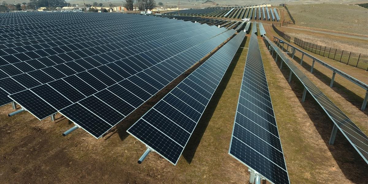 Skupina MOL plánuje výstavbu slnečných elektrární v Maďarsku