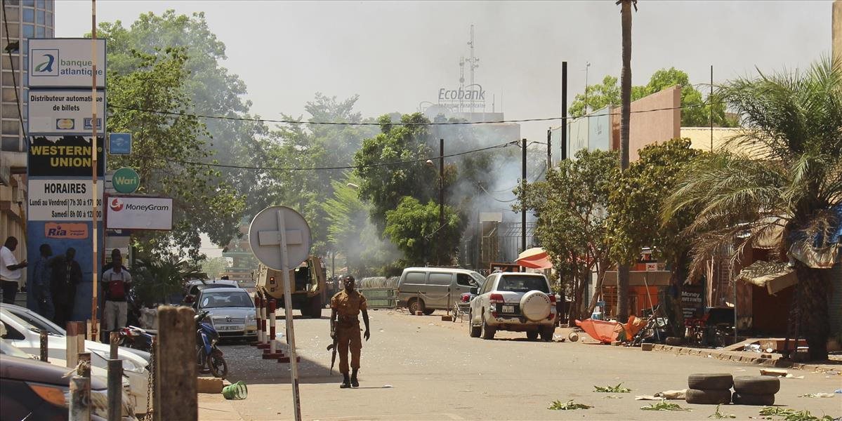 Útoky v Ouagadougou si vyžiadali životy 8 extrémistov a 7 vojakov