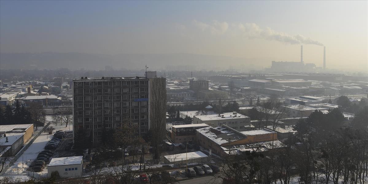 Na väčšine územia je zhoršená kvalita ovzdušia, výstraha platí pre Košice