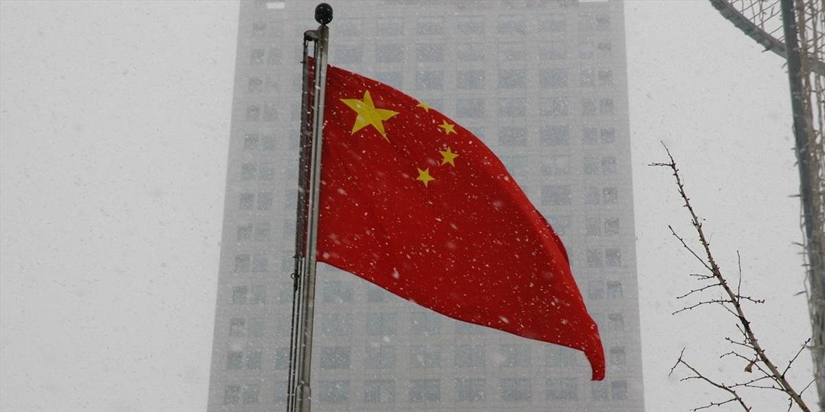 Čína dokáže predísť systémovým dlhovým rizikám, uviedol minister financií