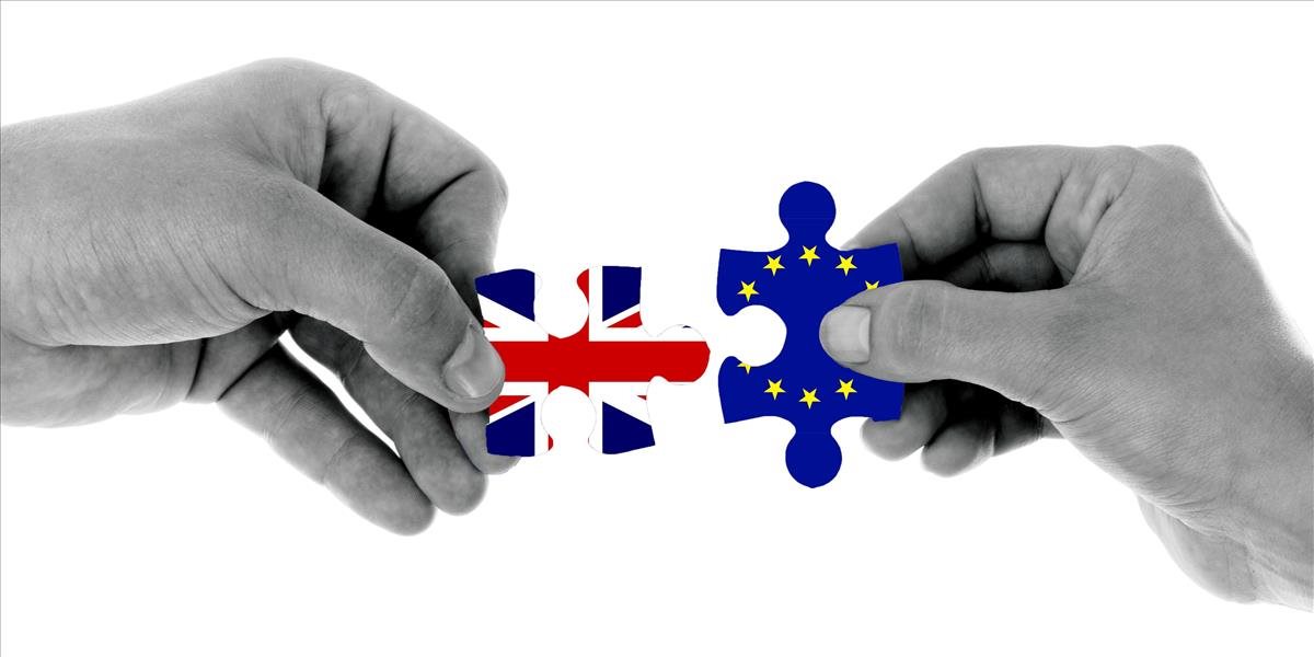 EÚ ponúkla Británii návrh dohody o voľnom obchode po brexite