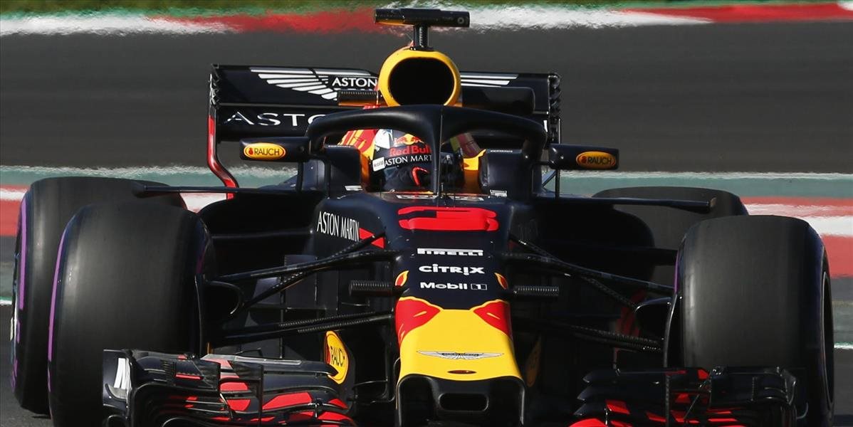 F1: Ricciardov traťový rekord v Barcelone nevydržal ani deň, prekonal ho Vettel