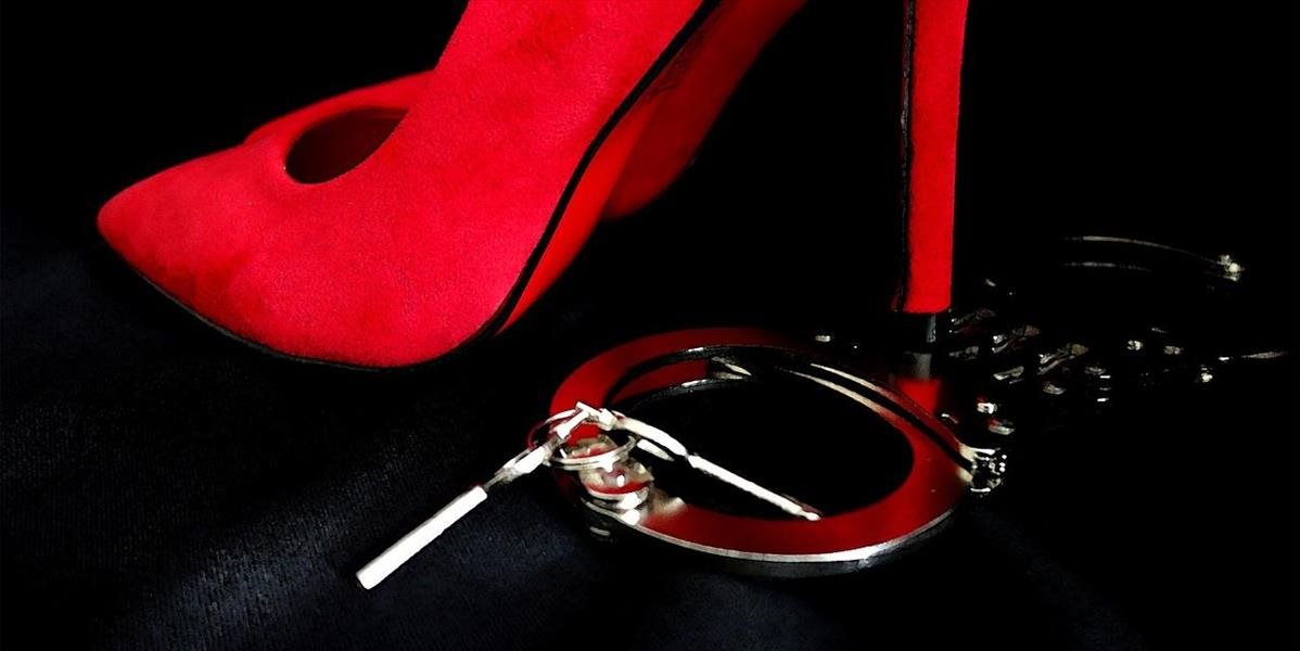 Ženu obvinili zo sexuálneho obťažovania 16-ročného študenta