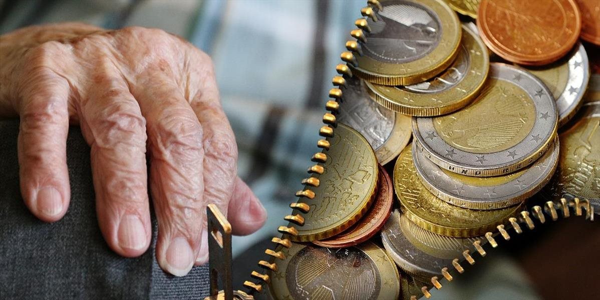 Starobní penzisti dostávali ku koncu februára vyše 439 eur