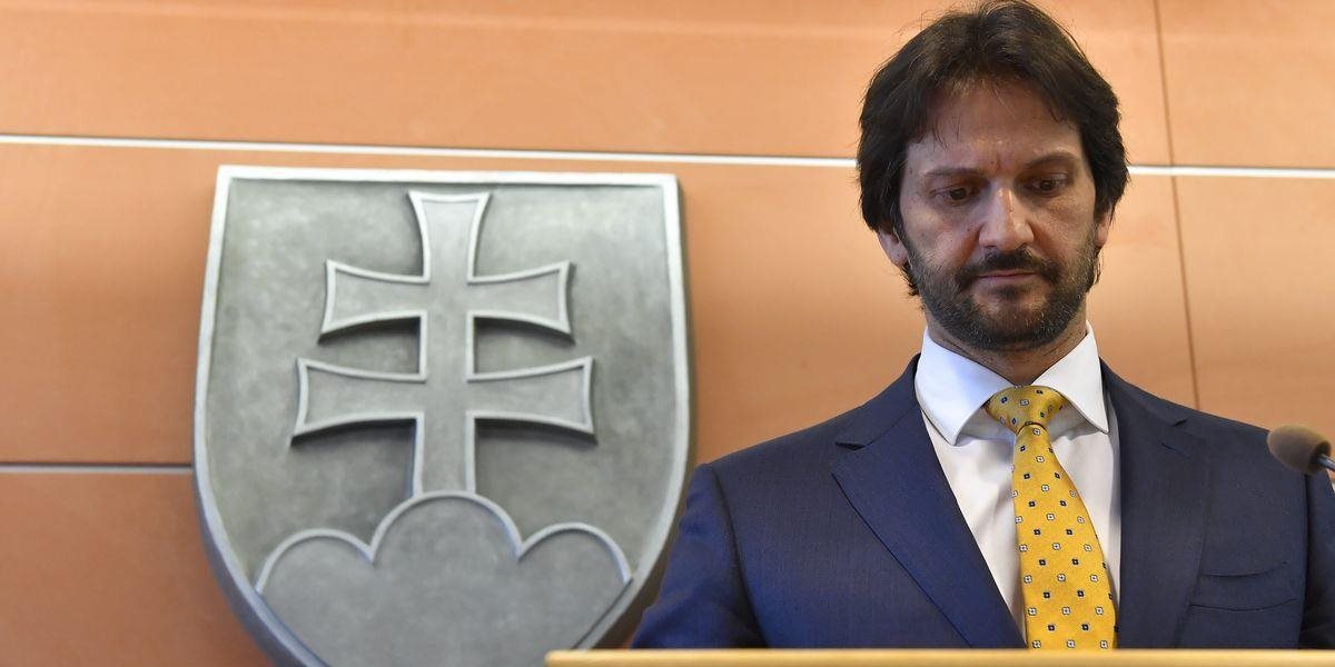 VIDEO Štátnické gesto veľkého politika: Minister Kaliňák sa rozhodol odstúpiť z funkcie