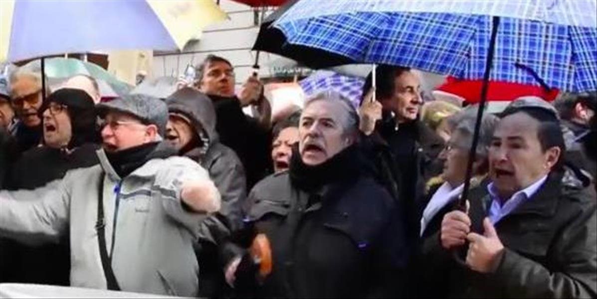 Tisíce dôchodcov v Španielsku demonštrovali za vyššie penzie