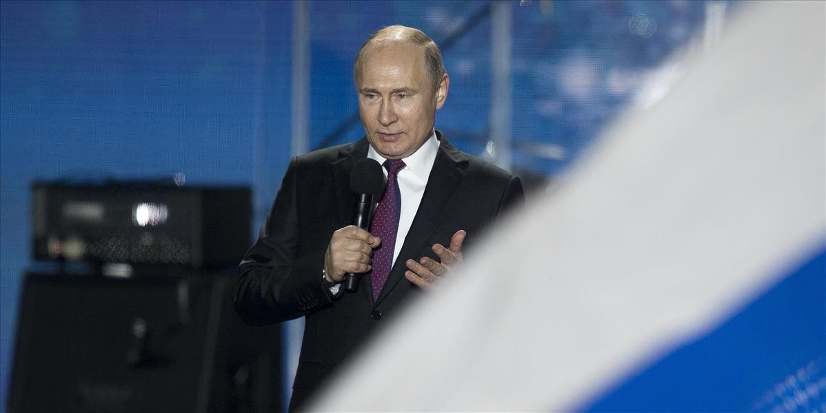 Kremeľ o Trumpovom mlčaní k Putinovi: Ráno múdrejšie večera