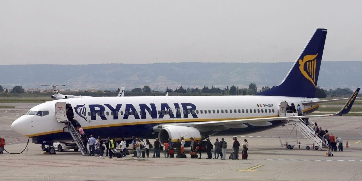Írsky Ryanair kúpi podiel v aerolíniách LaudaMotion Nikiho Laudu