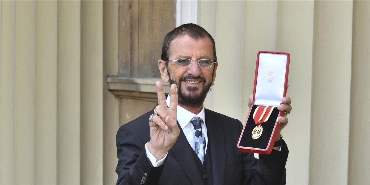 Ringo Starr bol povýšený do rytierskeho stavu