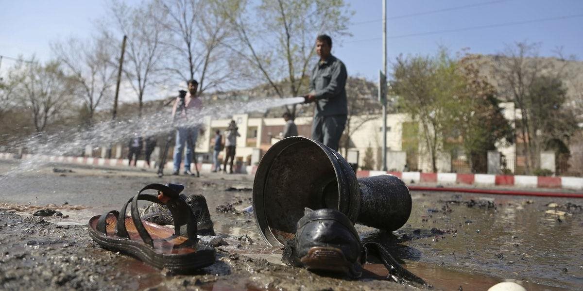 Islamský štát sa prihlásil k masakru v Kábule