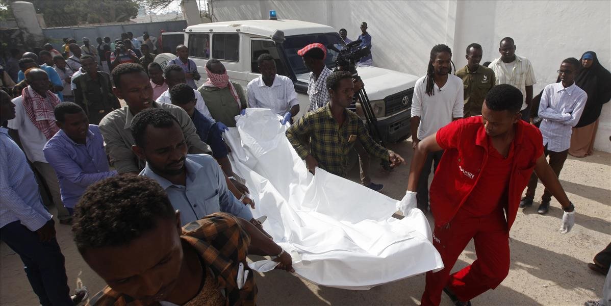 Najmenej 14 mŕtvych a 10 ranených pri bombovom útoku v Mogadiše