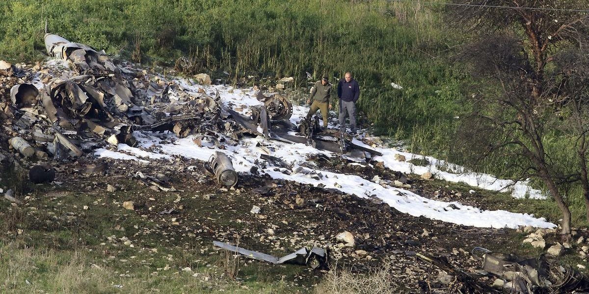 V Turecku sa zrútila stíhačka typu F-16, pilot neprežil