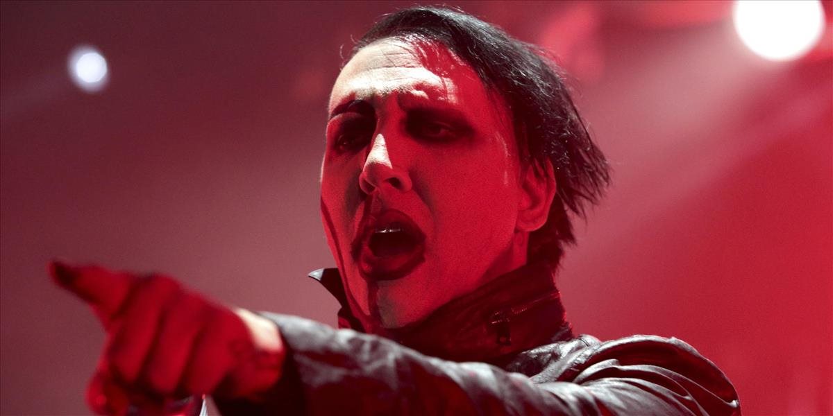 Marilyn Manson zverejnil videoklip k piesni Tattooed In Reverse