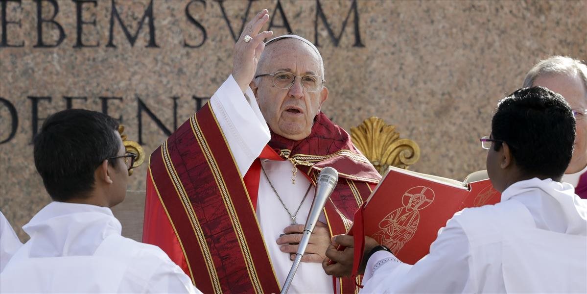 Pápež na Kvetnú nedeľu vyzval mladých, aby sa nenechali umlčať