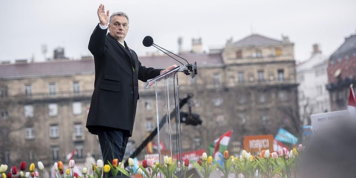 Orbán: Plot na južných hraniciach chráni pred migrantmi v prvom rade Budapešť