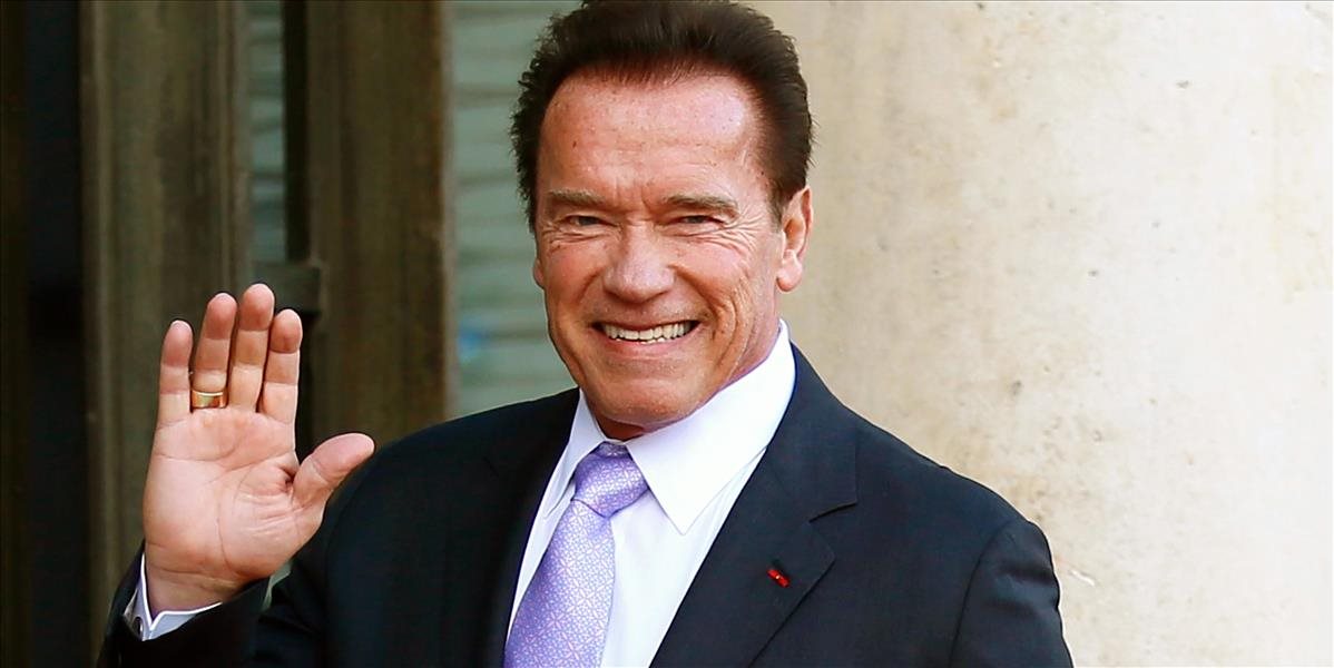 Schwarzeneggera prepustili po operácii srdca už do domáceho liečenia