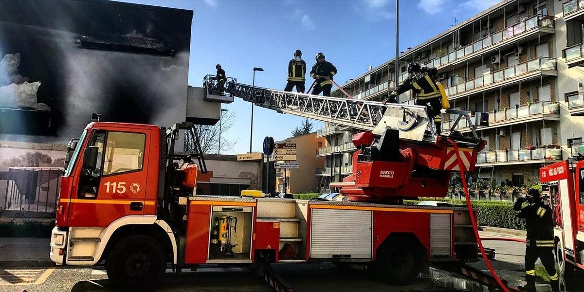 Hasiči likvidovali požiar v Košiciach, z domu evakuovali 22 ľudí