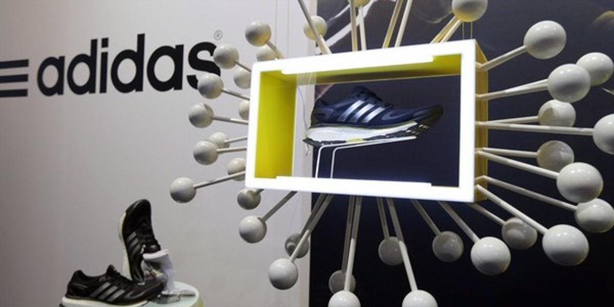 Adidas zatvára kamenné obchody, pozornosť presúva na internet