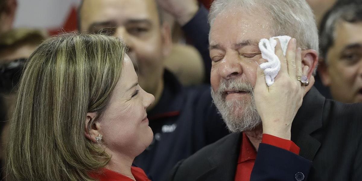 Zákonodarcovia z Robotníckej strany v Brazílii si osvojili exprezidentovo meno