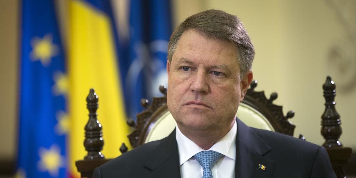 Rumunský prezident povolil stíhanie troch bývalých vysokopostavených štátnych predstaviteľov