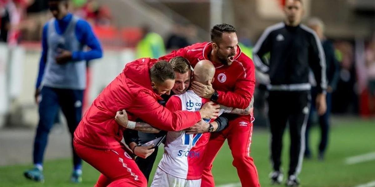 Stocha tribúny zbožňujú, stal mužom zápasu a Slavia postúpila do finále Českého pohára