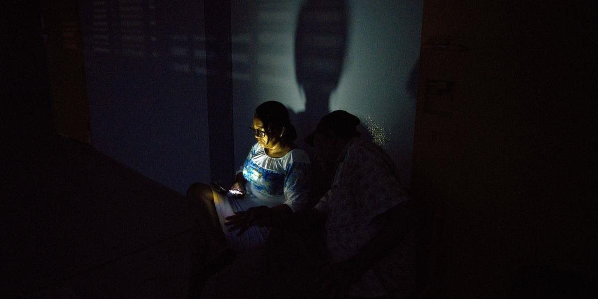 Portoriko postihol rozsiahly výpadok elektrického prúdu: Neuveríte, čo ho spôsobilo