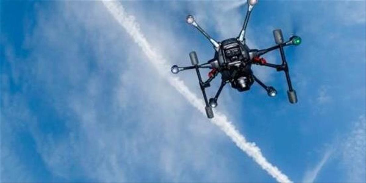 V durínskom mestečku údajne dron ostreľoval klincami miestnych občanov