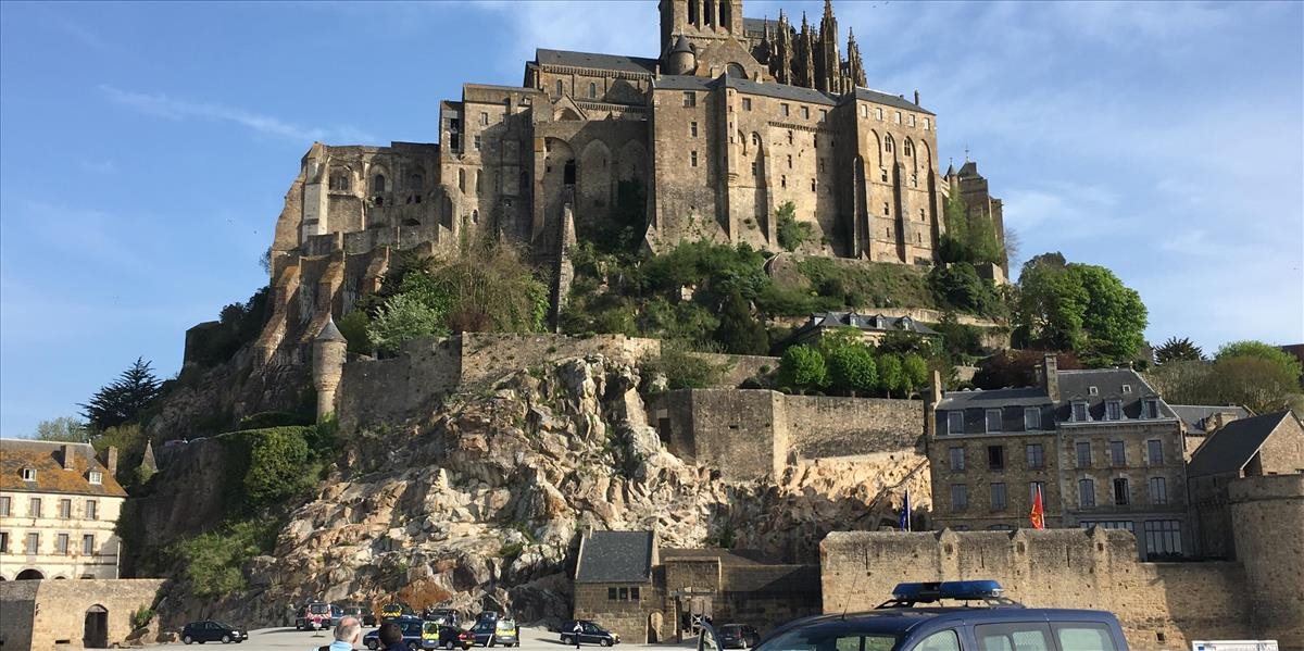 Turistickú atrakciu Mont-Saint-Michel opäť otvorili