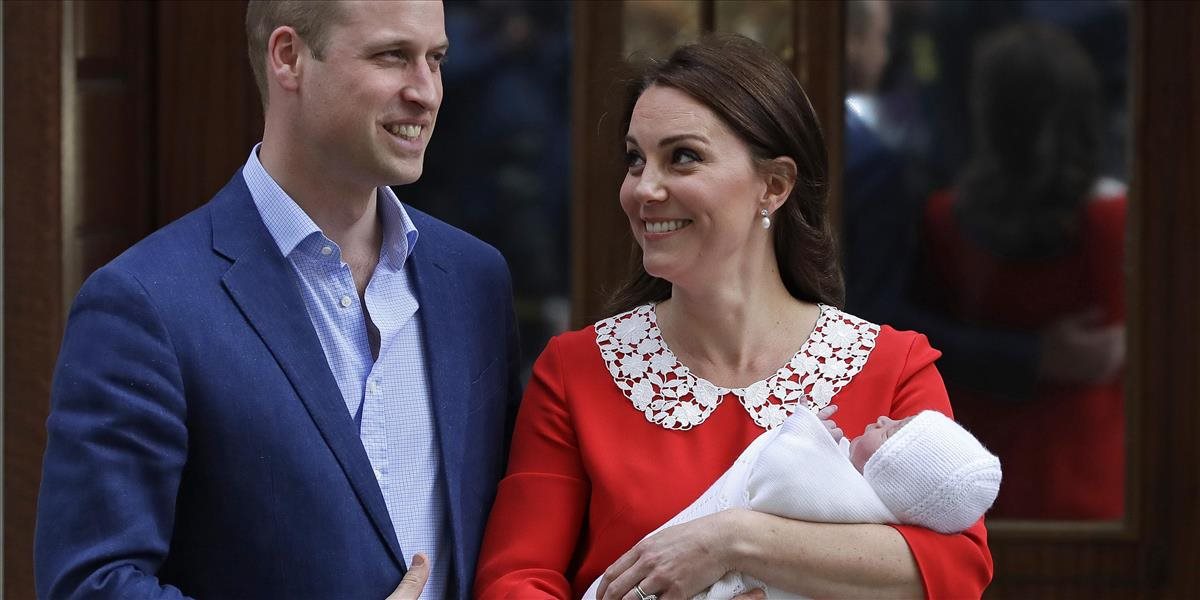 VIDEO Narodenie kráľovského syna pobláznilo celú Britániu