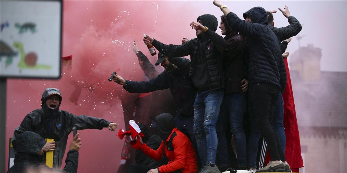 Prívrženci AS Rím napadli fanúšika Liverpoolu, je v kritickom stave