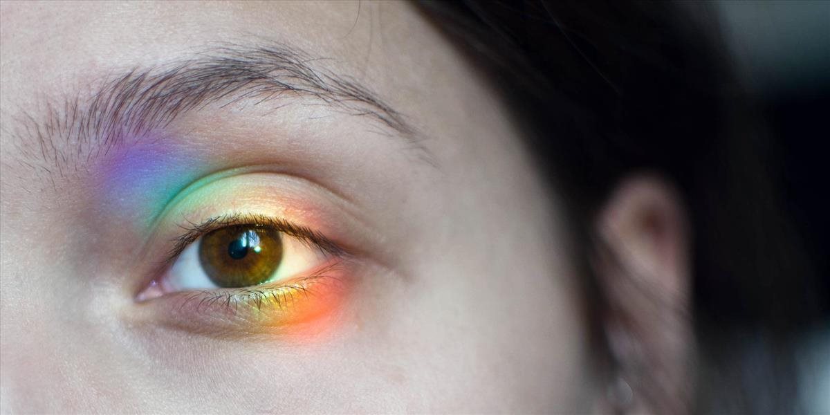 VIDEO Úľava pre unavené oči: Pomôže nielen mrkva ale aj čučoriedky a očná joga