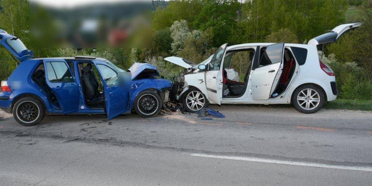 Tragickú dopravnú nehodu v Lutiši zavinil pravdepodobne mladý vodič