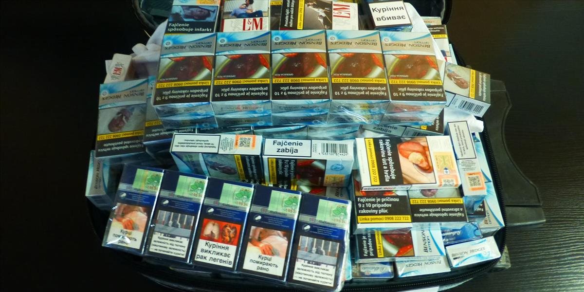 Trom ženám našli na letisku v Košiciach v batožine tisíce cigariet z Ukrajiny