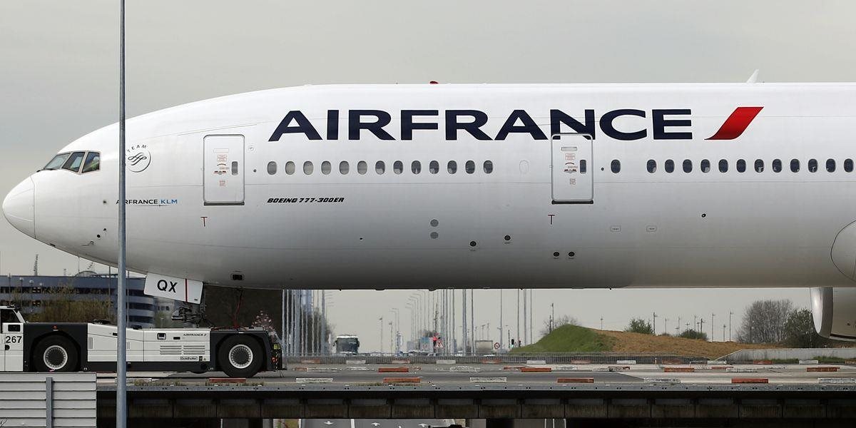 Prepravcovi Air France hrozí zánik, varuje minister hospodárstva Bruno Le Maire