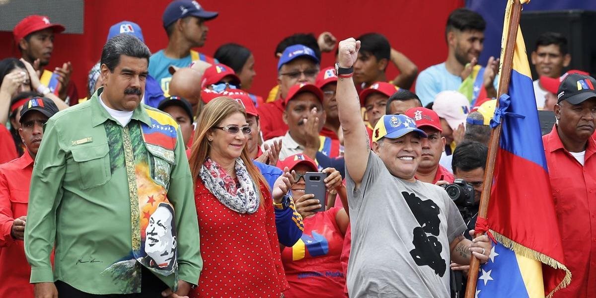 Diego Maradona podporil pred voľbami prezidenta Nicolása Madura