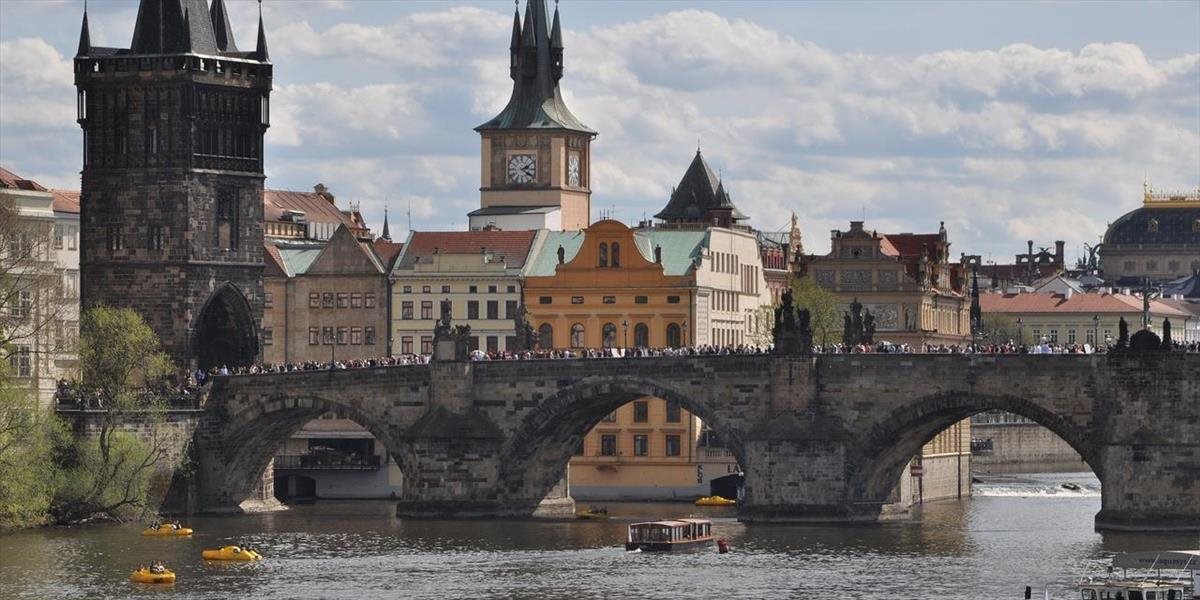 Policajti v centre Prahy spacifikovali ozbrojeného muža