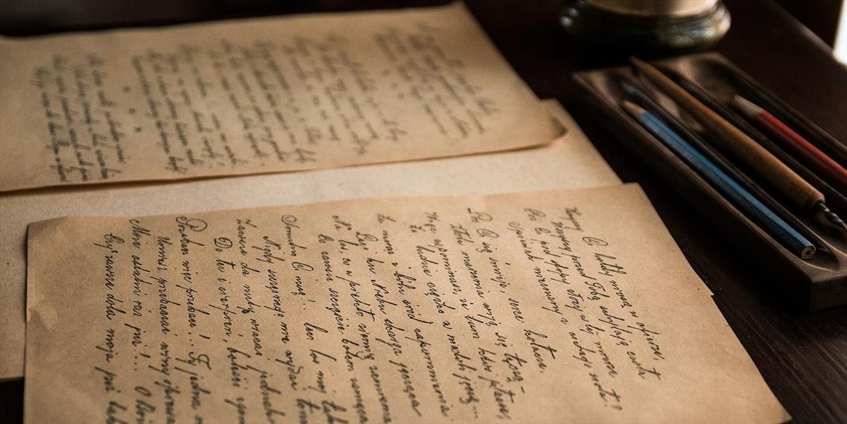 Pár z Cornwallu stratil svoj zamilovaný list pred viac ako šesťdesiatimi rokmi, nálezcovia im ho teraz vrátili