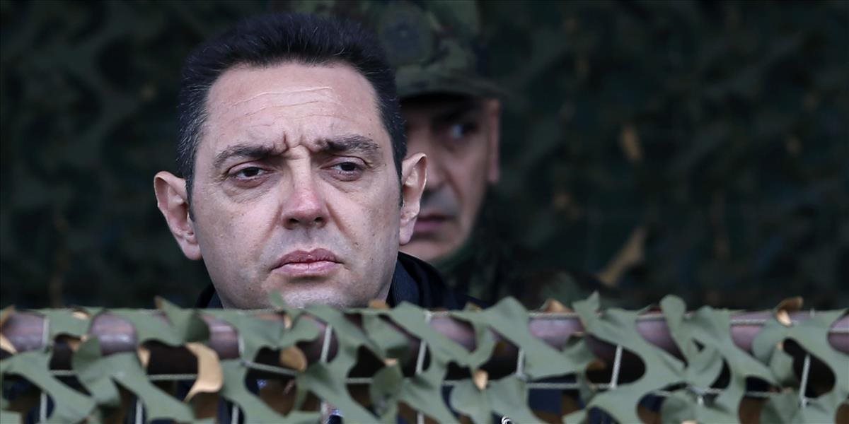 Srbský minister obrany: Je načase zvážiť odklon od politiky zbližovania s EÚ