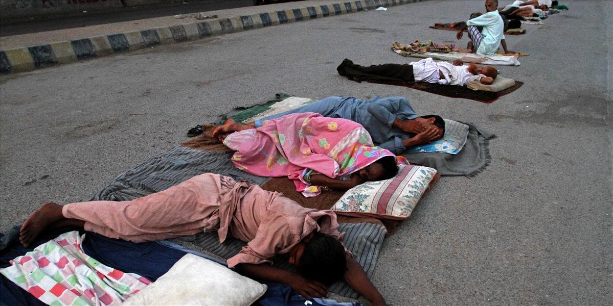 Vlna horúčav si v Pakistane zabila už 65 ľudí