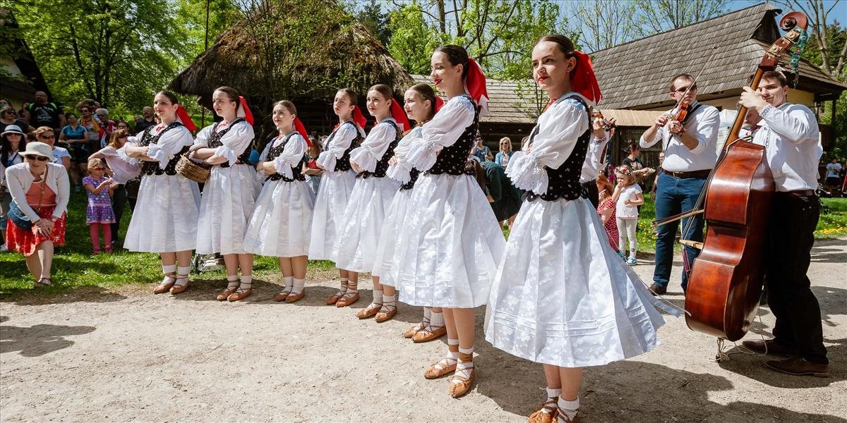 Festival rodín potvrdí, že vzťah k folklóru sa dedí cez dve i tri generácie