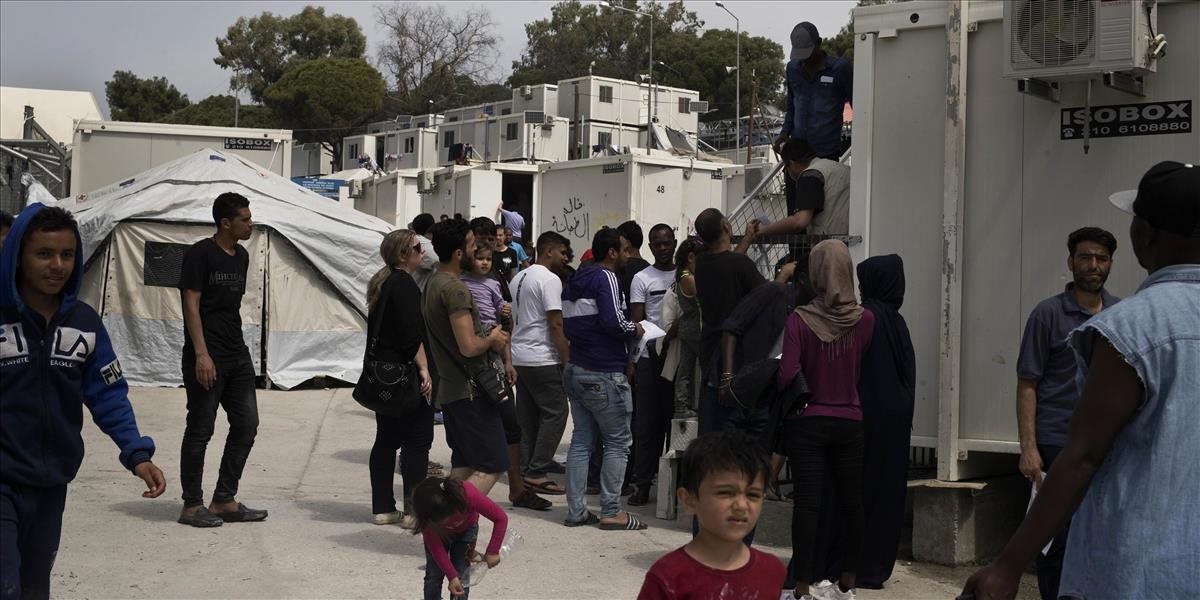 Migranti prúdia naďalej vo veľkom: Na Kréte ich zadržali 70