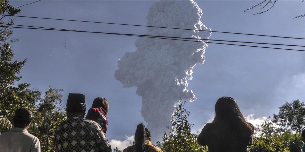 Indonézia: Sopka Merapi vychrlila popol do výšky šesť kilometrov