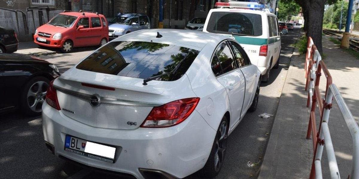 FOTO Zrážku s autom na Miletičovej ulici neprežila chodkyňa