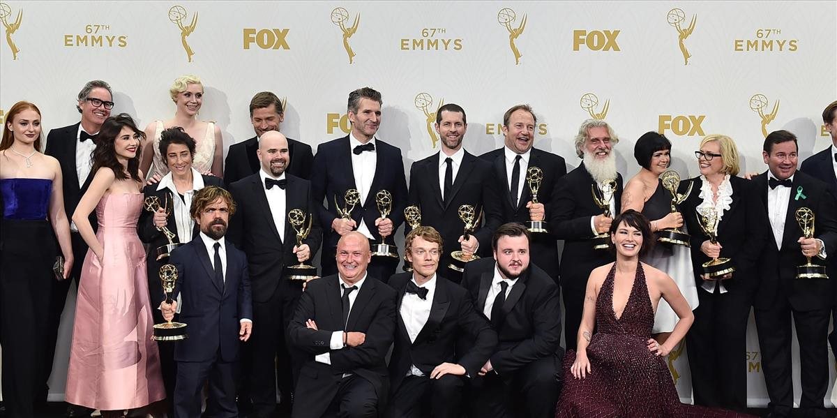 Televízia HBO objednala voľné pokračovanie seriálu Hra o tróny