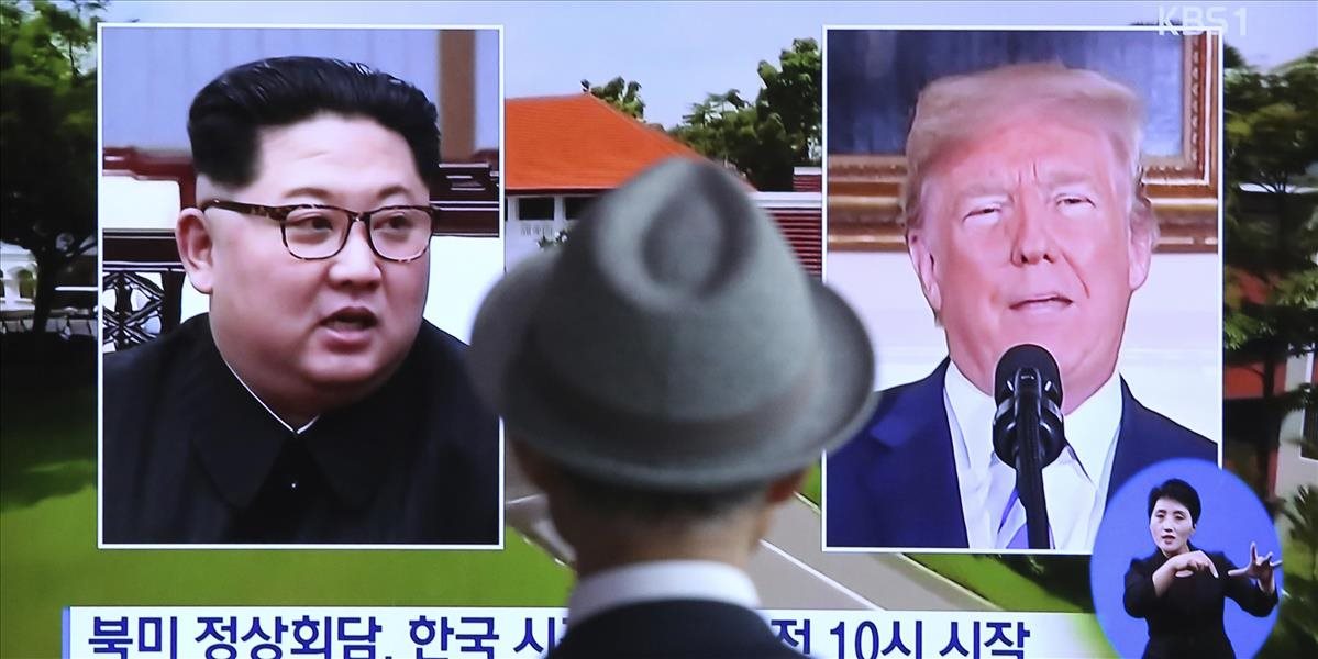 Historický summit Trumpa s Kimom mal aj šesť nezvyčajných momentov