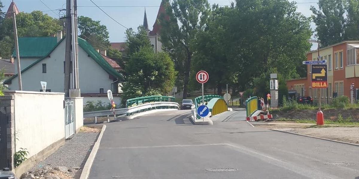 Nový most na sídlisku Sever v Kežmarku opäť otvorili