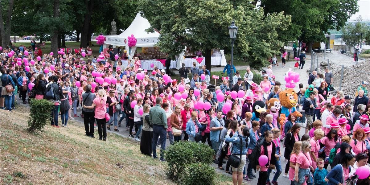 V Bratislave sa v sobotu fandí ženám a pochoduje za zdravé prsia